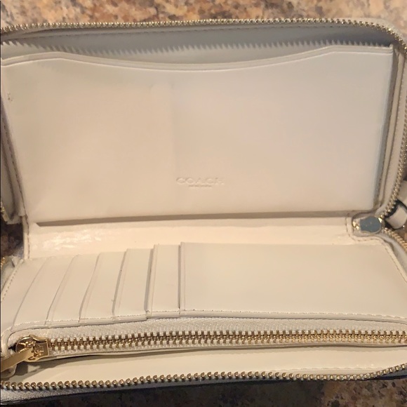 Coach Wallet - Picture 2 of 3